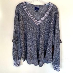 Super soft DAYTRIP top from The Buckle